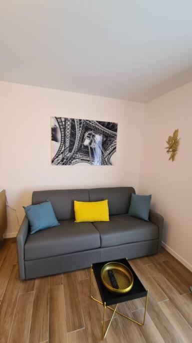 Appt 80M², 13 P, Disneyland, Fibre, 2 Parkings Chessy  Exterior photo
